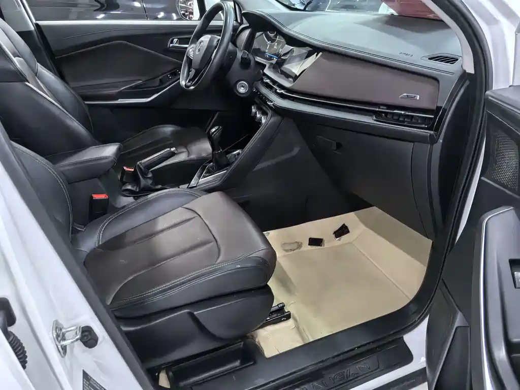 Changan CS15