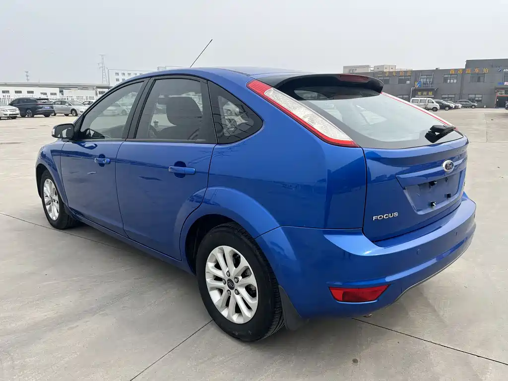 Ford Focus 2013 Hatchback Classic 1.8L Automatic Million Commemorative Edition