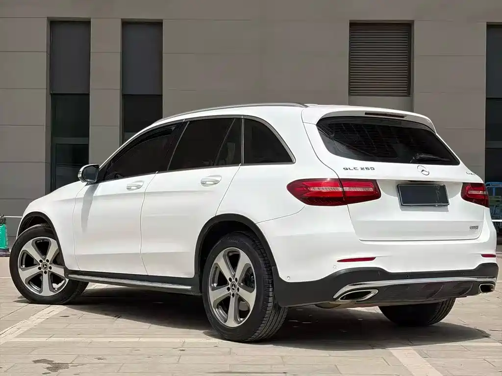 Mercedes-Benz GLC 2017 GLC 260 4MATIC Luxury