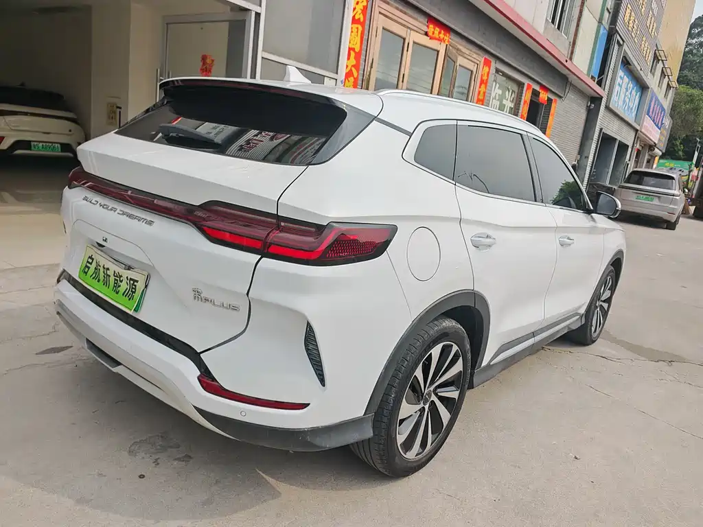 Song PLUS NEV 2023 Champion Edition DM-i 110KM Flagship