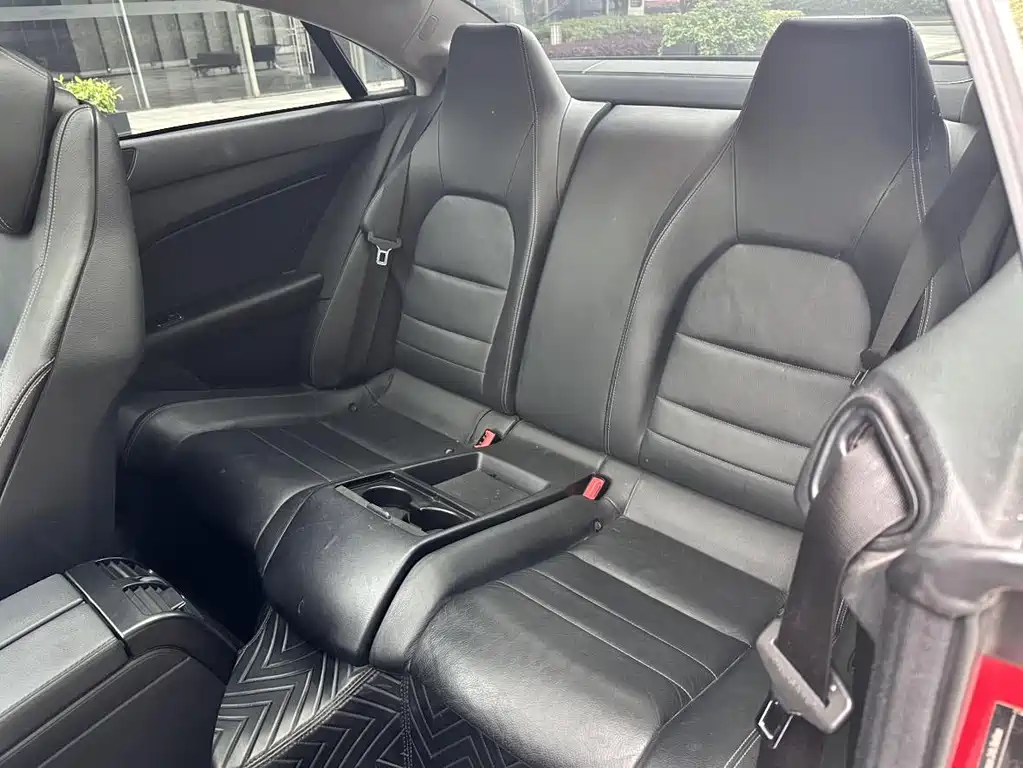 Mercedes-Benz E-Class (Import) 2012 E 200 CGI Coupe