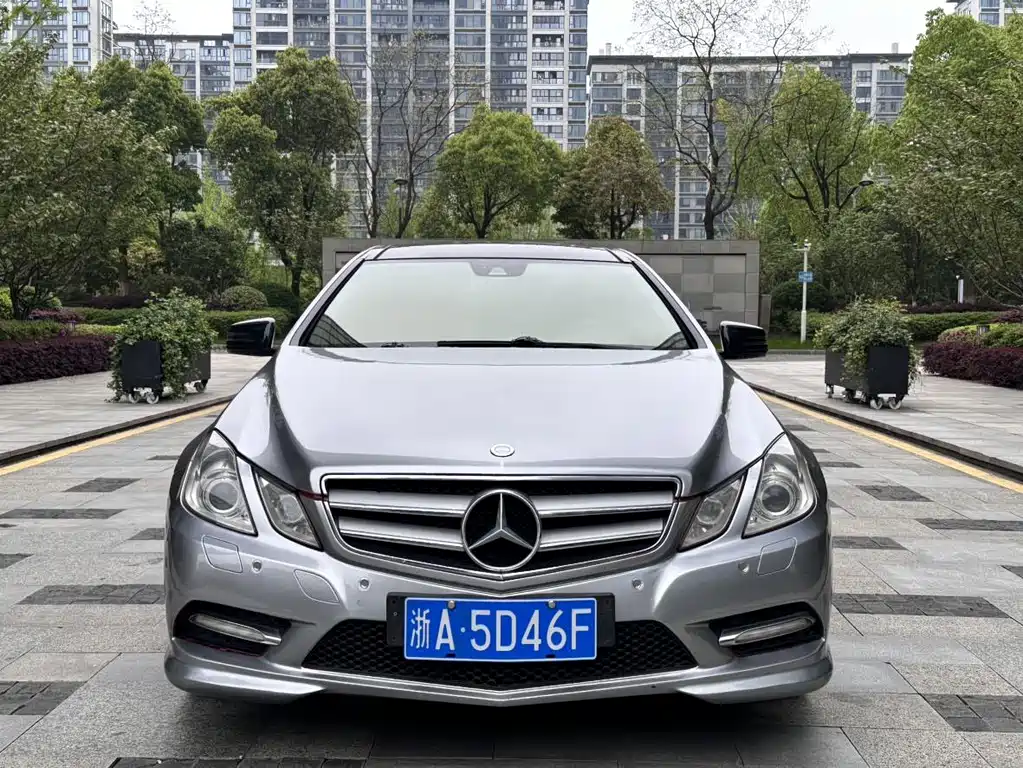 Mercedes-Benz E-Class (Import) 2012 E 200 CGI Coupe