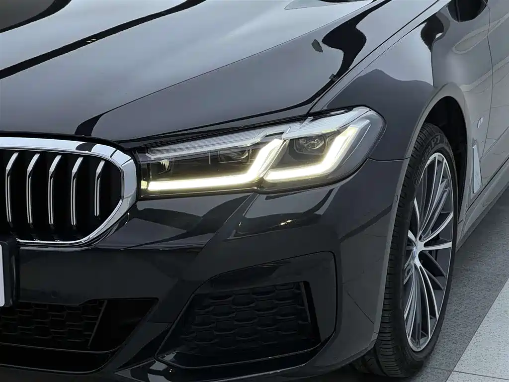 BMW 5 Series 2023 530Li Leading Edition M Sport Package