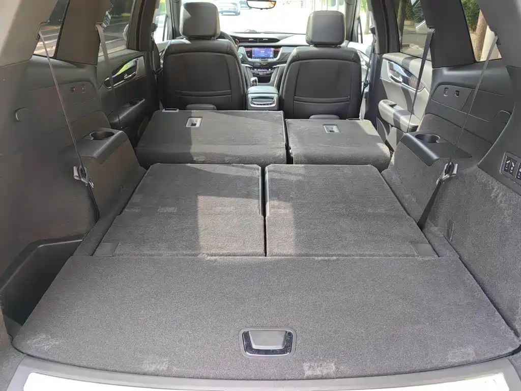 Cadillac XT6 2022 2.0T 7-Seater AWD Luxury