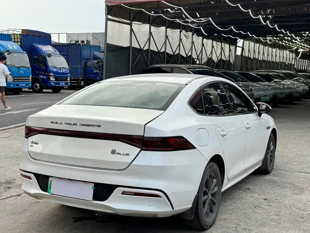BYD Qin PLUS 2021 EV 420km Travel Edition