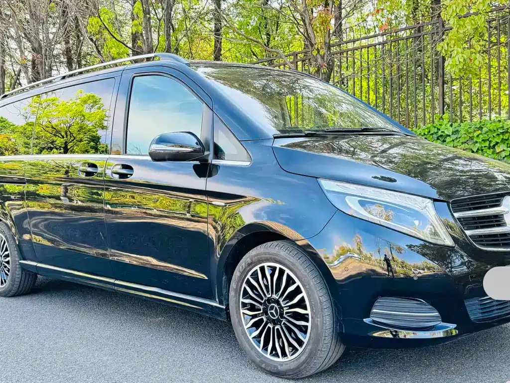 Mercedes-Benz V-Class 2017 V 260 L Exclusive Long Wheelbase
