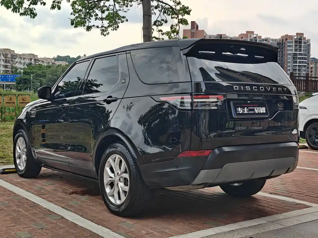 Land Rover Discovery 2017 3.0 SC V6 SE