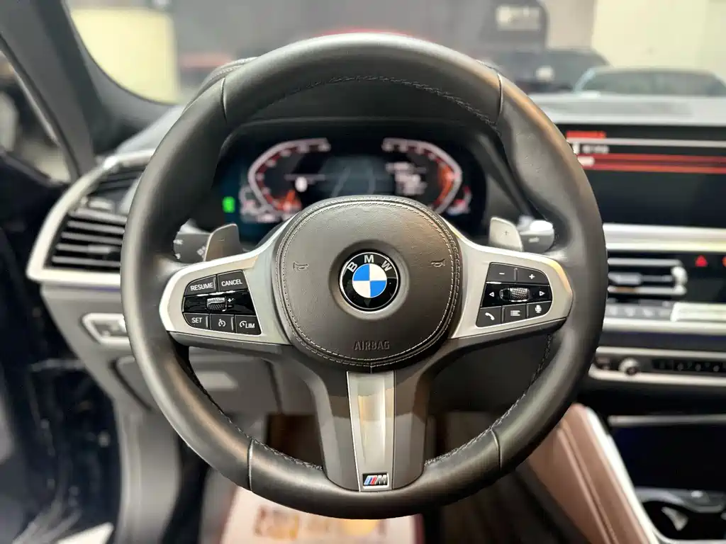 BMW X6 2022 xDrive40i M Sport Package