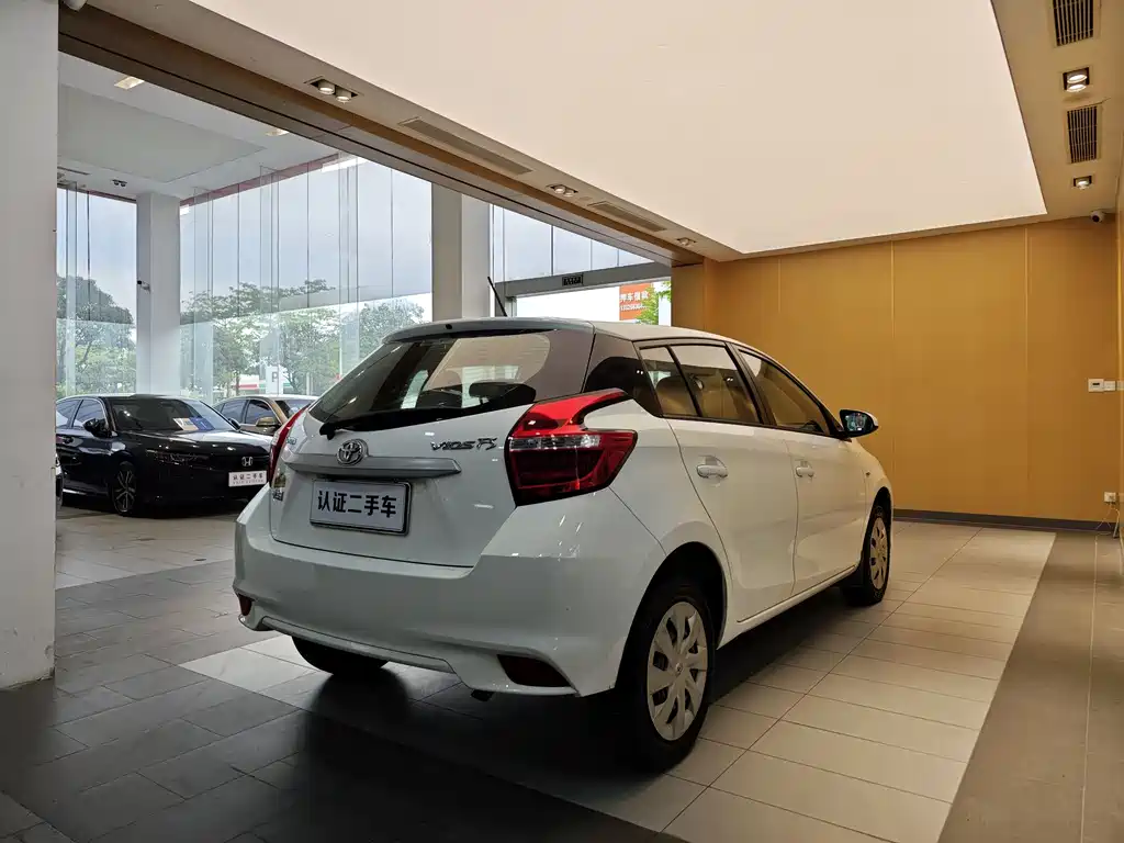 Toyota Yaris FS 2017 1.5L CVT Sport