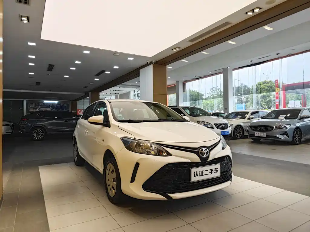 Toyota Yaris FS 2017 1.5L CVT Sport