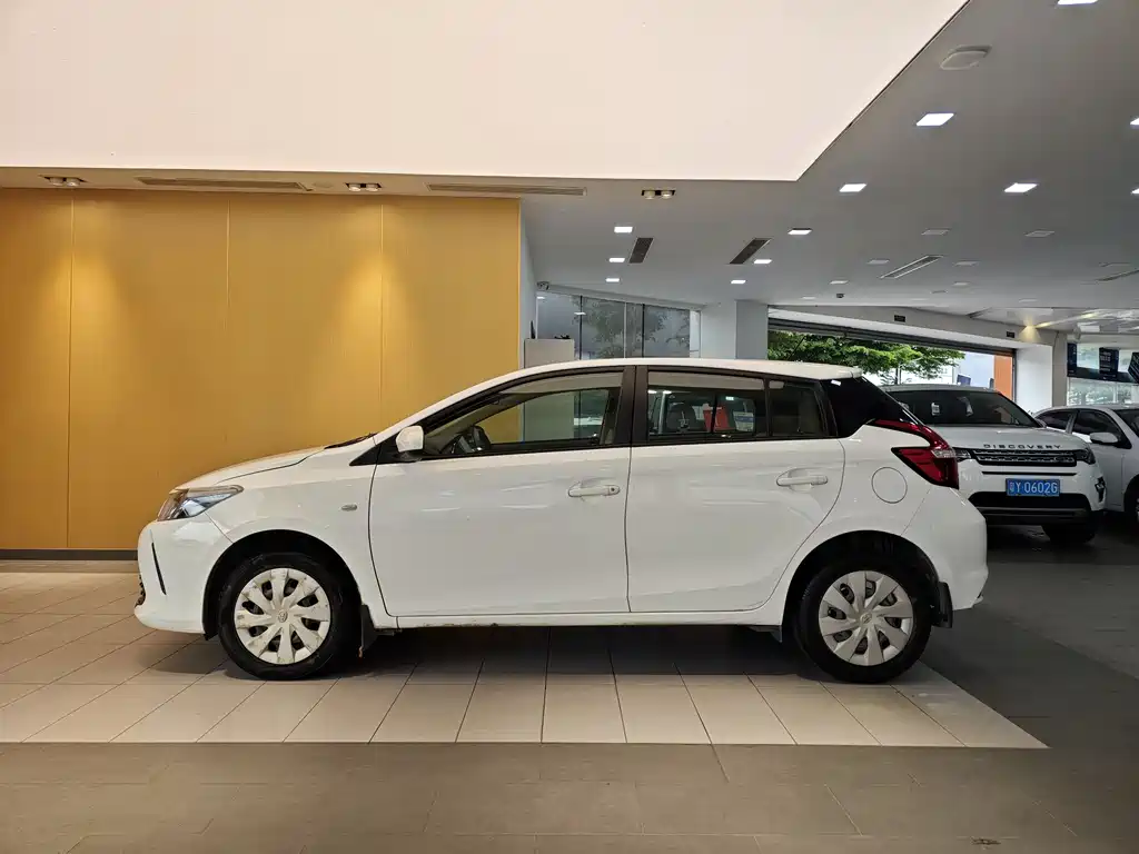 Toyota Yaris FS 2017 1.5L CVT Sport