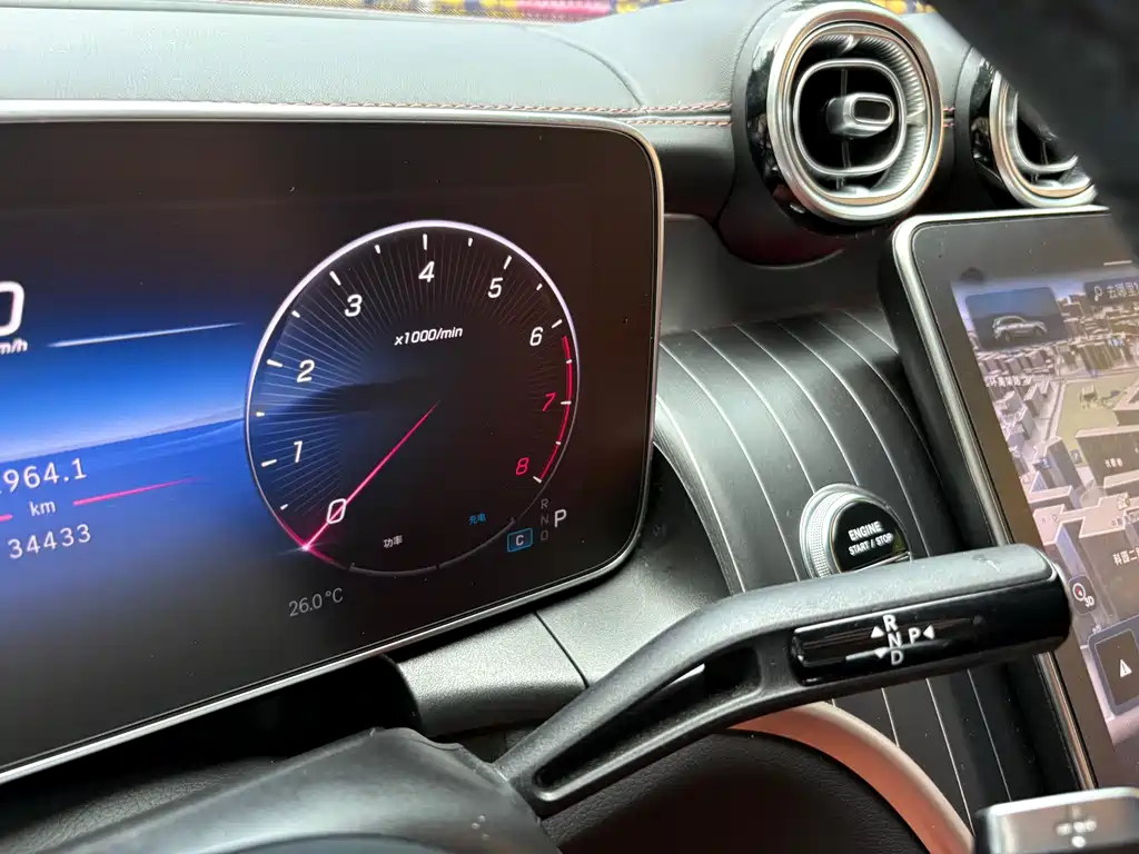Mercedes-Benz GLC 260 L 4MATIC Luxury 7-Seater (2023 Facelift)