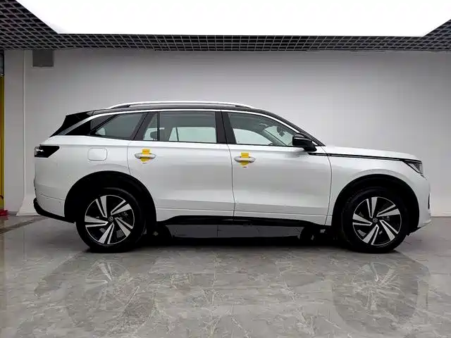 Volkswagen Tavendor 2023 380TSI AWD R-Line Touring Edition