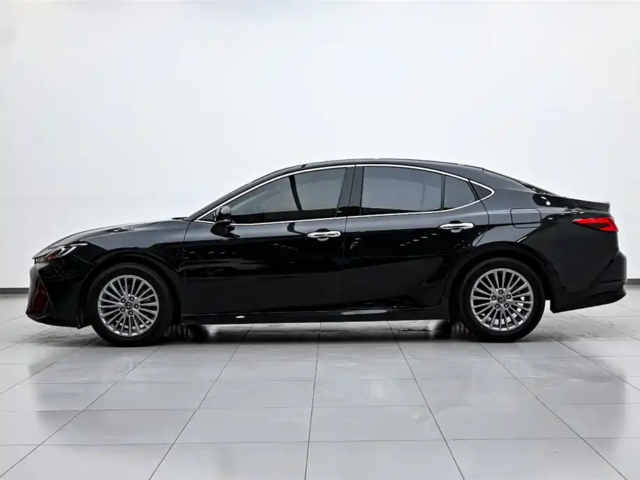 Camry 2024 2.0G Premium Edition
