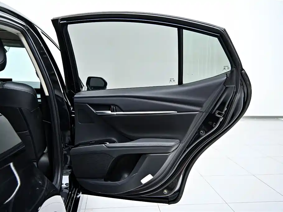 Camry 2024 2.0G Premium Edition