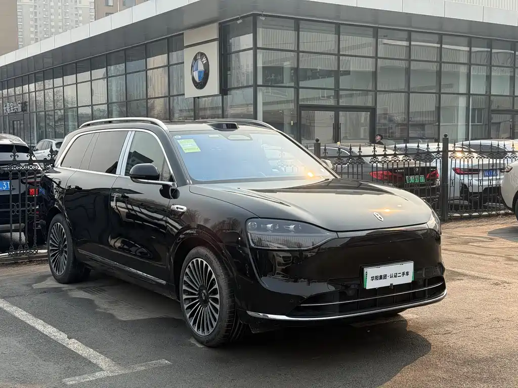 AITO M9 2025 EREV Ultra 52kWh 6-Seater with 192-Line LiDAR