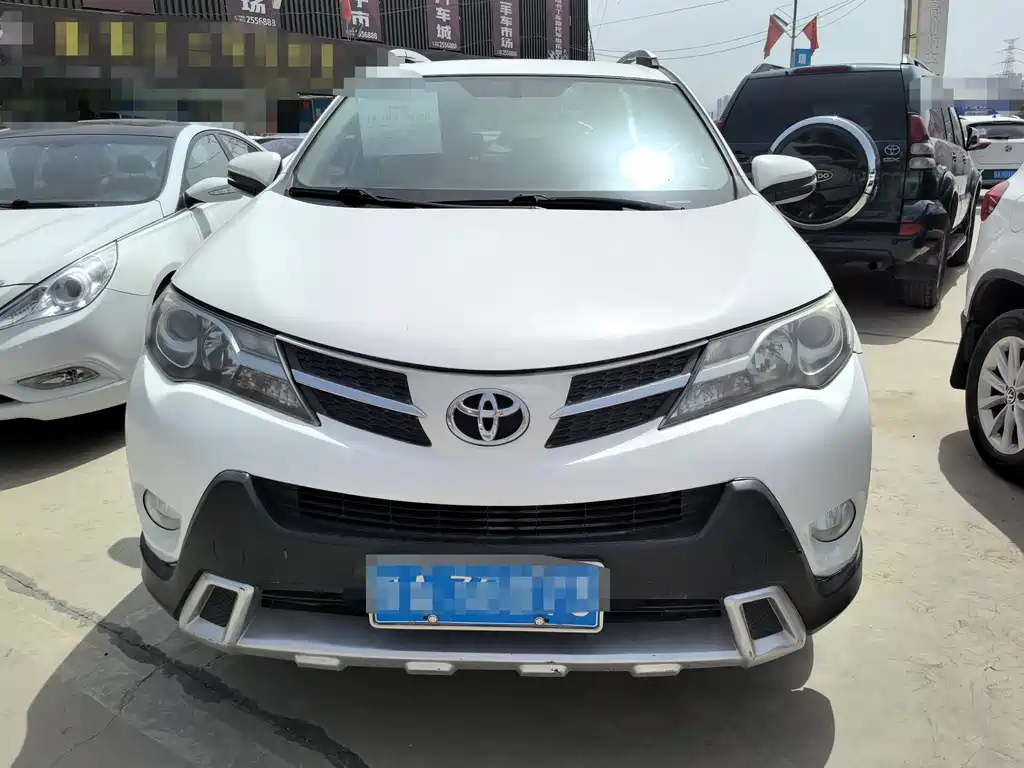 RAV4 2013 2.0L CVT 2WD Urban Edition