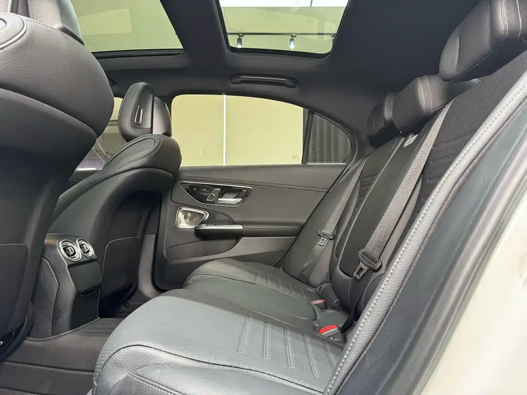 Mercedes-Benz C-Class 2024 Facelift C 260 L皓夜 Sport Edition