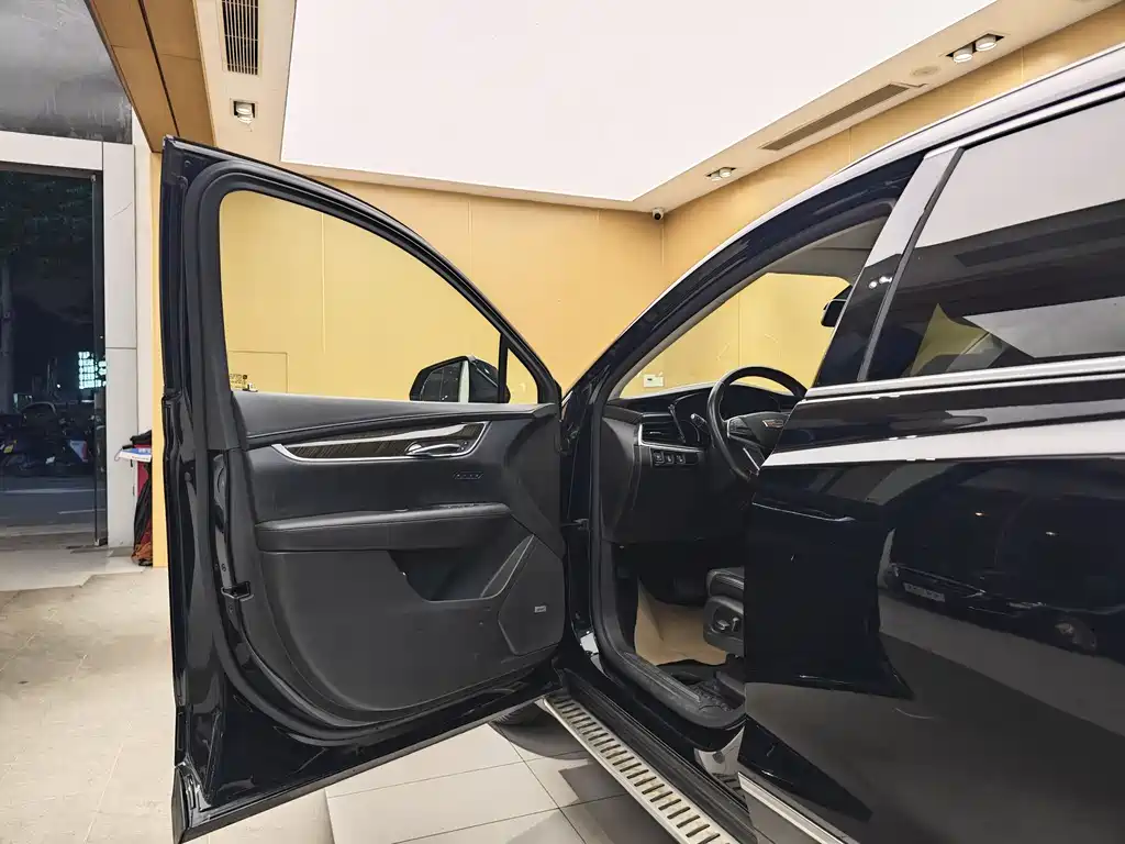 Cadillac XT5 2018 25T Luxury