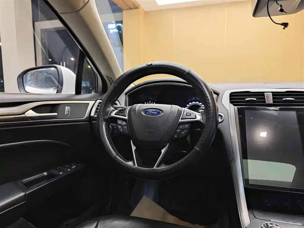 Ford Mondeo 2017 EcoBoost 180 Fashion