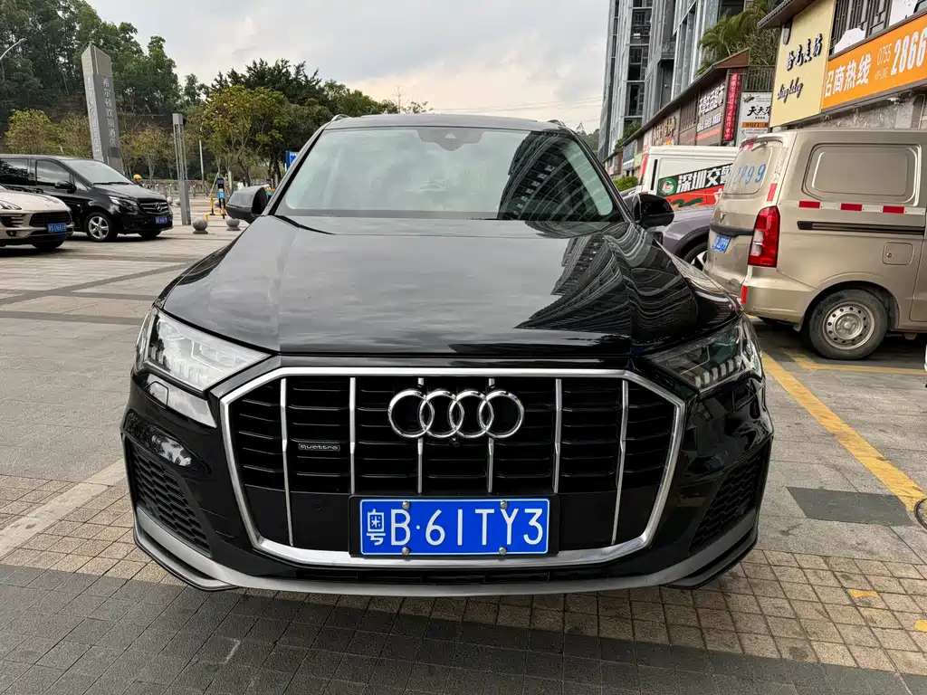 Audi Q7 2020 55 TFSI quattro Black Warrior Edition