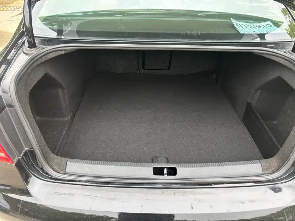 Magotan 2015 Facelift 1.8TSI Prestige