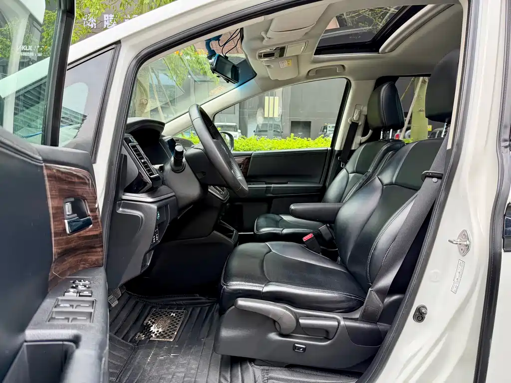 Honda Elysion 2016 2.4L Classic Edition