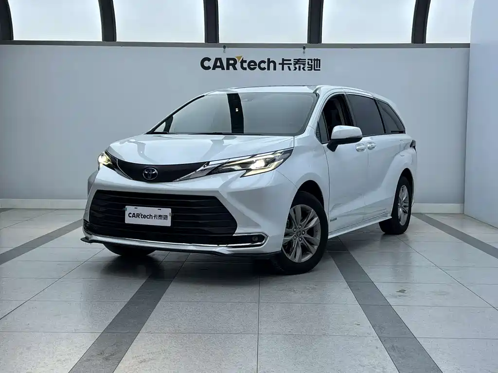 Sienna 2023 2.5L HEV Comfort Edition