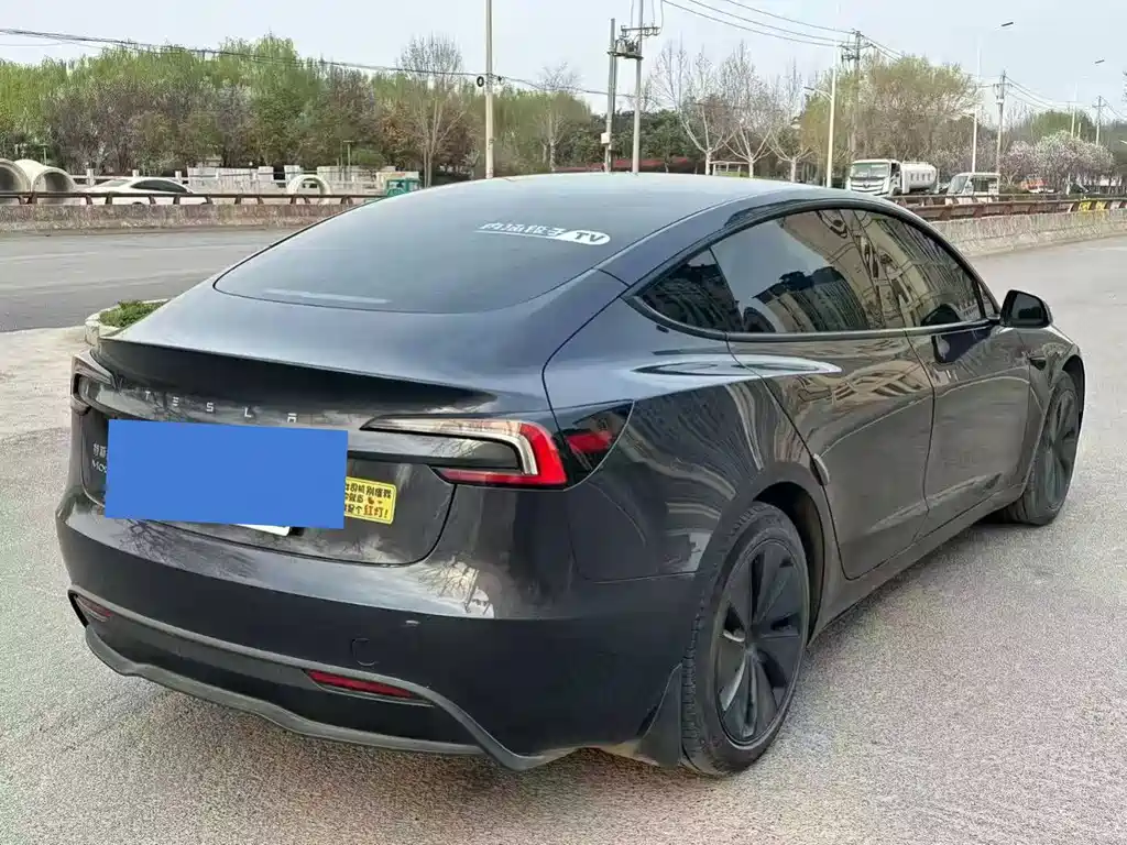 Tesla Model 3 Long Range AWD 2023