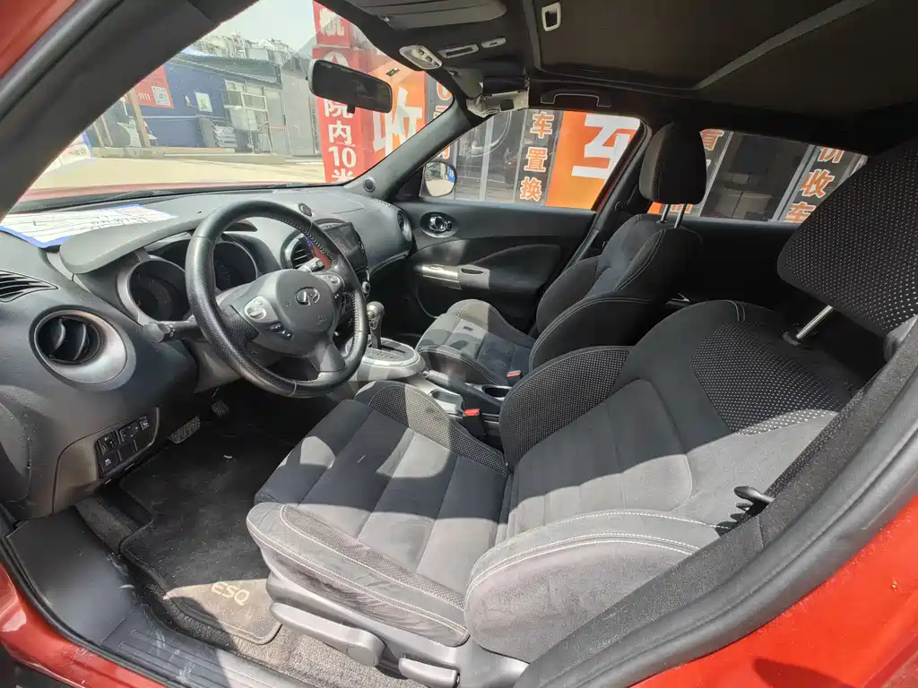 Infiniti ESQ 2014 1.6L