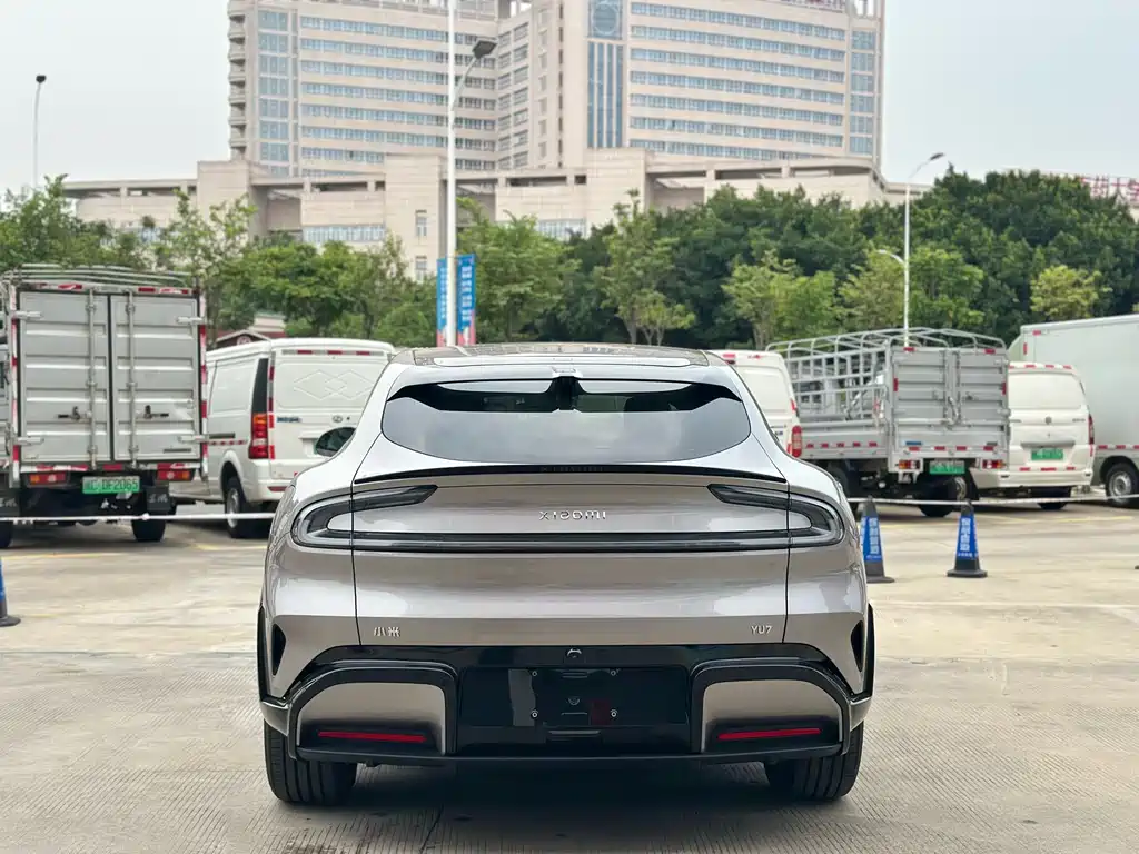 Xiaomi YU7 2025 Long-Range AWD Pro