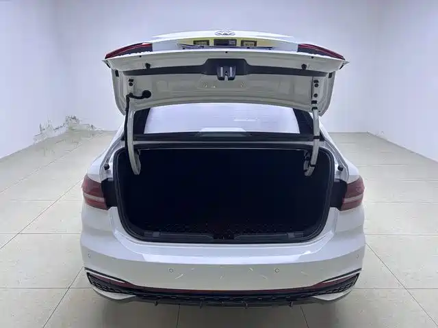 Volkswagen Lavida 2024 1.5L Automatic Starry Sky Five Million Edition