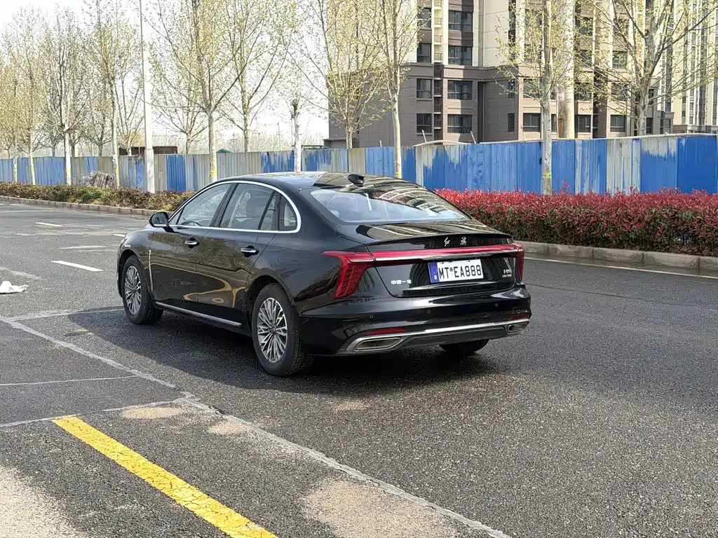Hongqi H5 2023 1.5T DCT Smart Connect Qiyun Edition