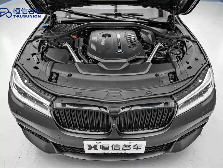 BMW 7 Series 2018 740Li xDrive Executive Edition M Sport Package Black Flame Edition