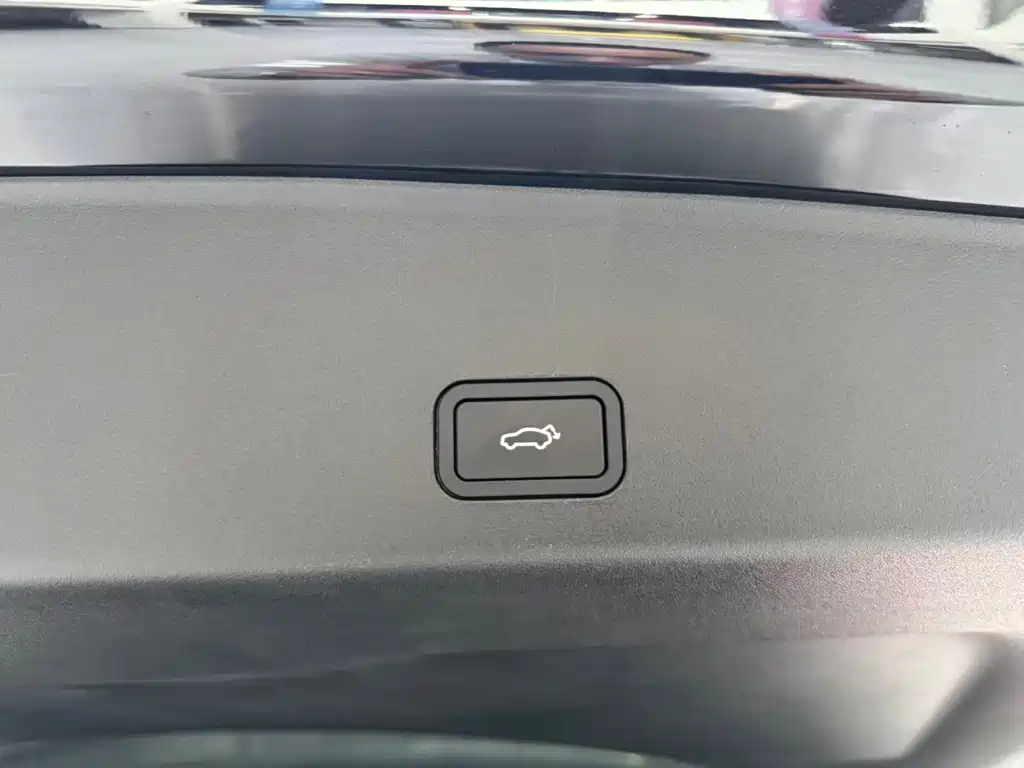 Zeekr 009 2024 7-Seater Aisle Edition AWD 108kWh