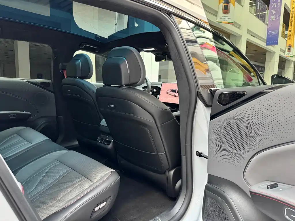 Zeekr 007GT 2025 AWD Intelligent Driving Edition 75kWh