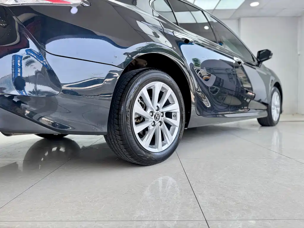 Camry 2021 2.0G Luxury Edition