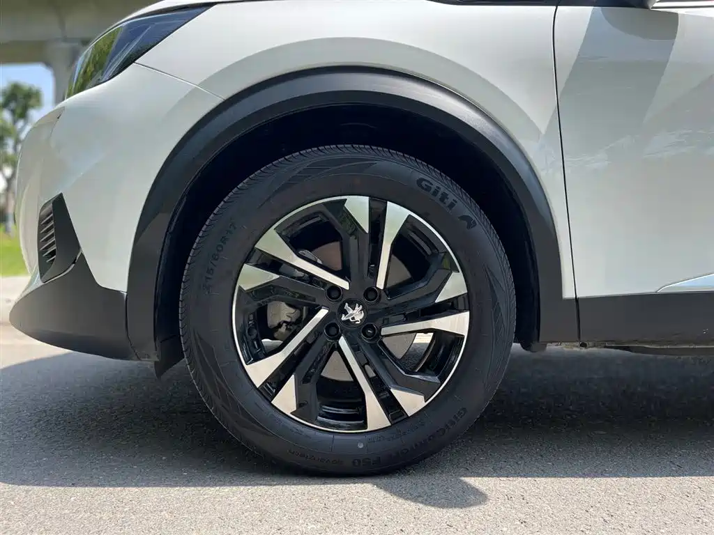 Peugeot 2008 2022 230THP THE ONE