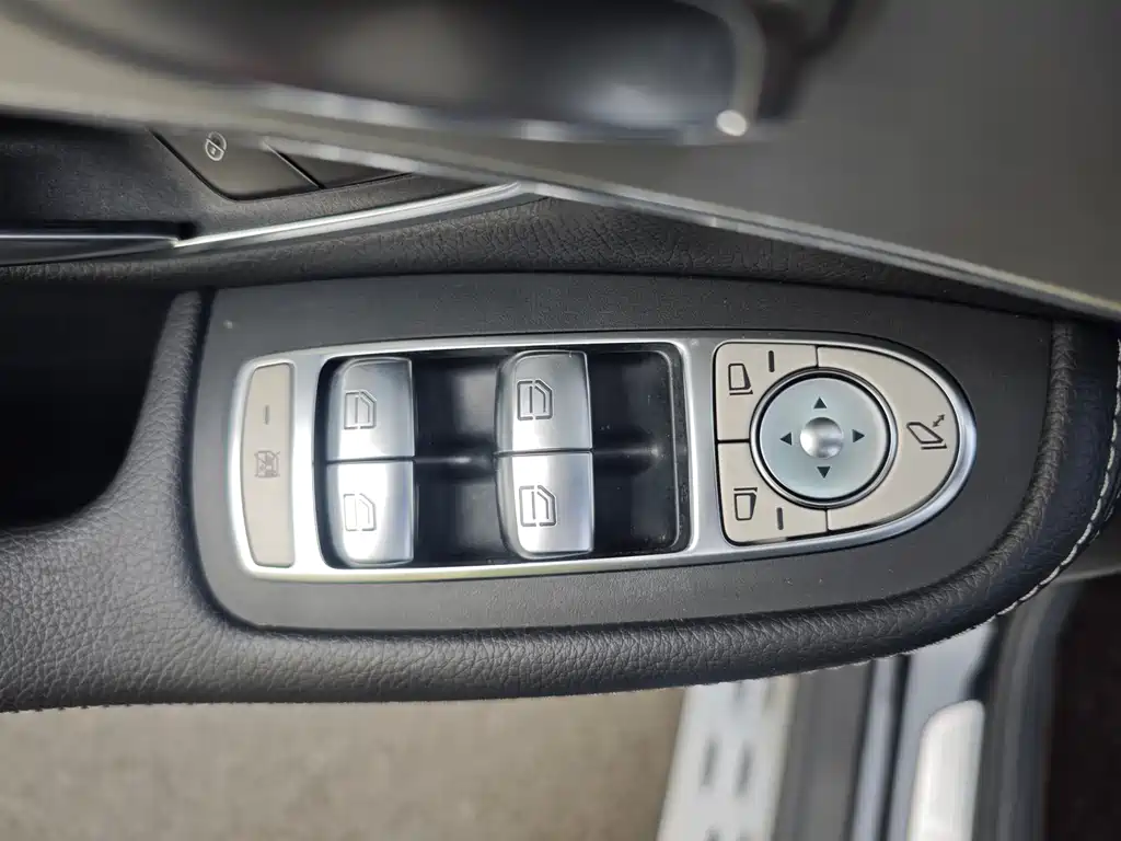 Mercedes-Benz GLC 2021 GLC 260 L 4MATIC Dynamic Edition