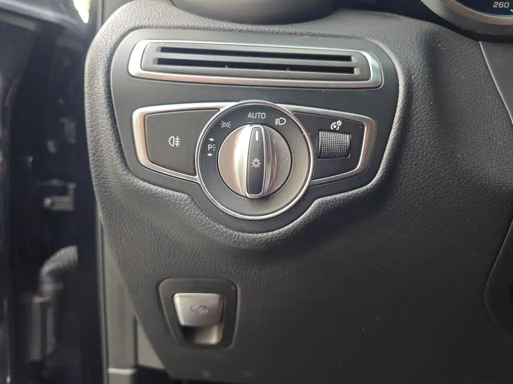 Mercedes-Benz GLC 2021 GLC 260 L 4MATIC Dynamic Edition