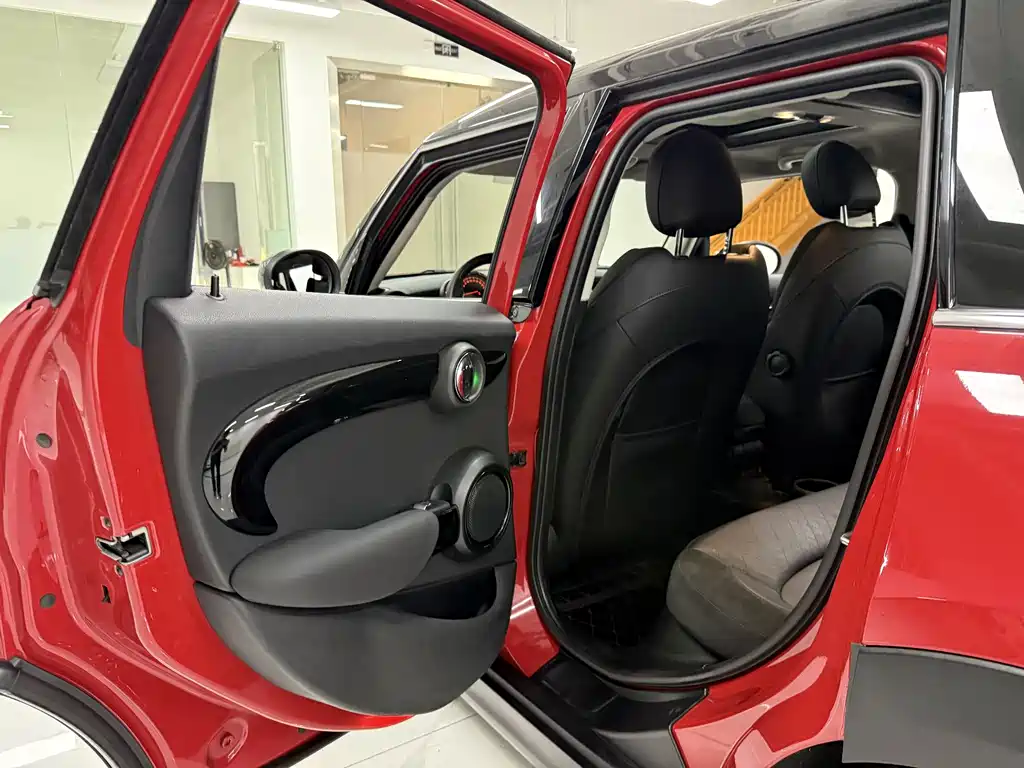 MINI Cooper 2019 1.5T Artist 5-Door