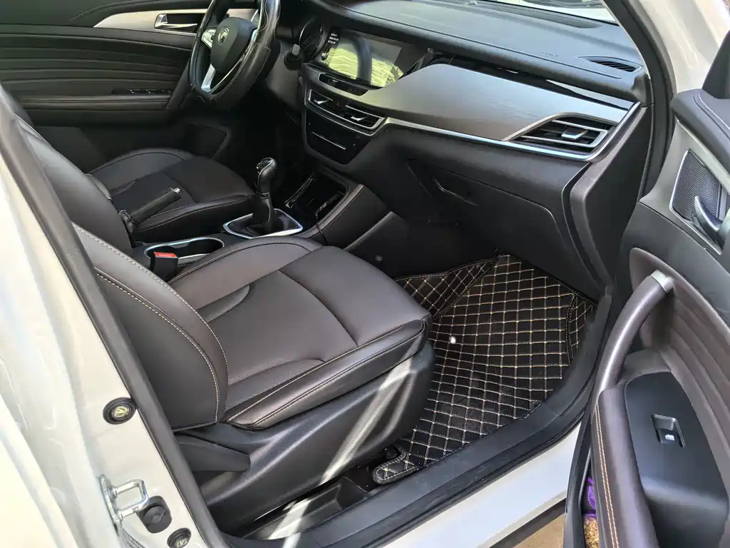 Changan CS35 Plus 2019 1.6L Manual Changlian Edition