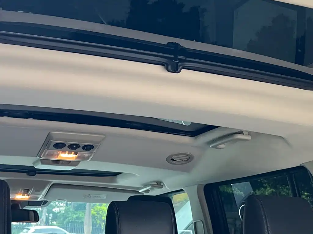 Land Rover Discovery 2016 3.0 SC V6 HSE