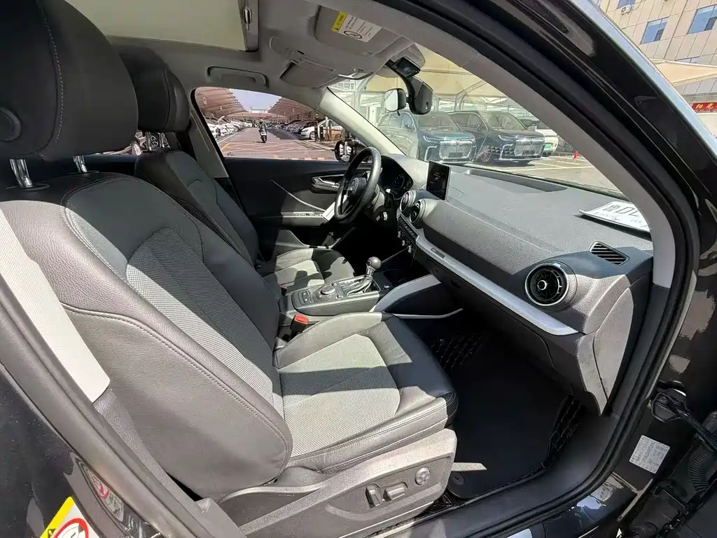 Audi Q2L 2018 35 TFSI Fashion Elegant China VI