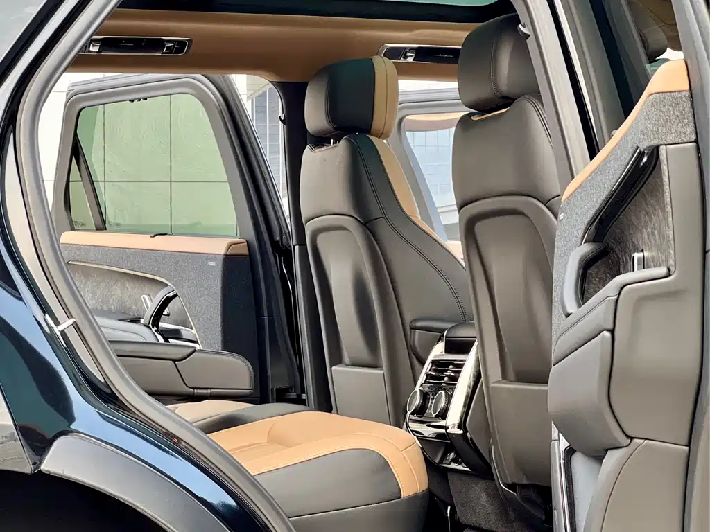 Range Rover Sport 2024 400PS Autobiography