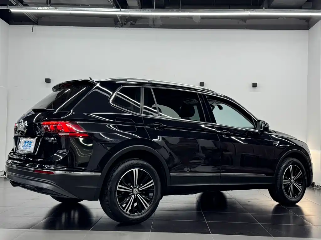 Tiguan L 2019 Facelift 330TSI Auto FWD Panoramic Comfort Edition China VI