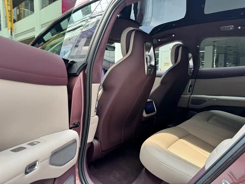 Xiaomi YU7 2025 Ultra-Long Range High Performance AWD Max Edition