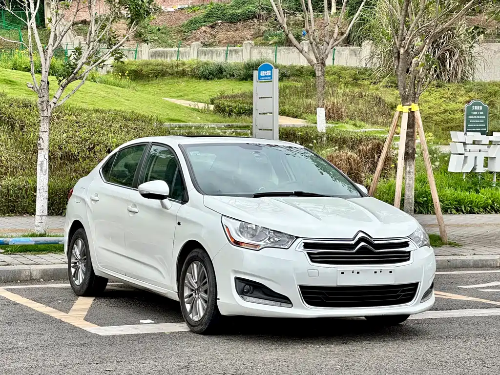 Citroën C4L 2014 1.8L Auto Zhiqu Edition Jinzhi