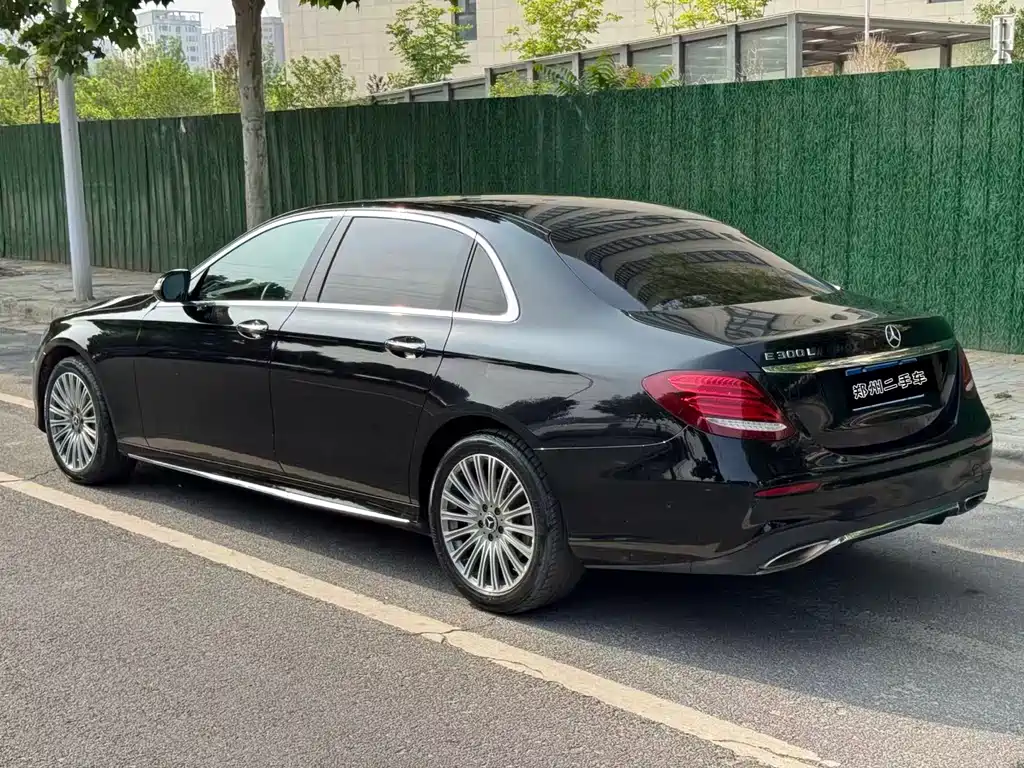 Mercedes-Benz E-Class 2017 E 300 L Sport Fashion