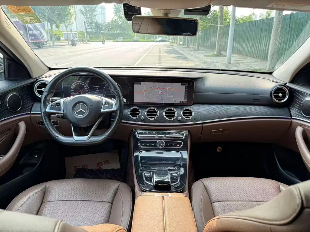 Mercedes-Benz E-Class 2017 E 300 L Sport Fashion